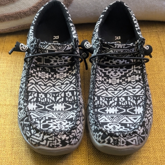 NWT Women's Roper Chillin' Aztec Driving Moc Chukkas - Picture 3 of 10
